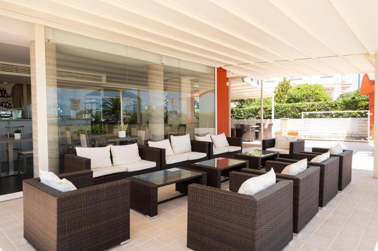 Hotel Villa Sirena 누마나 외부 사진